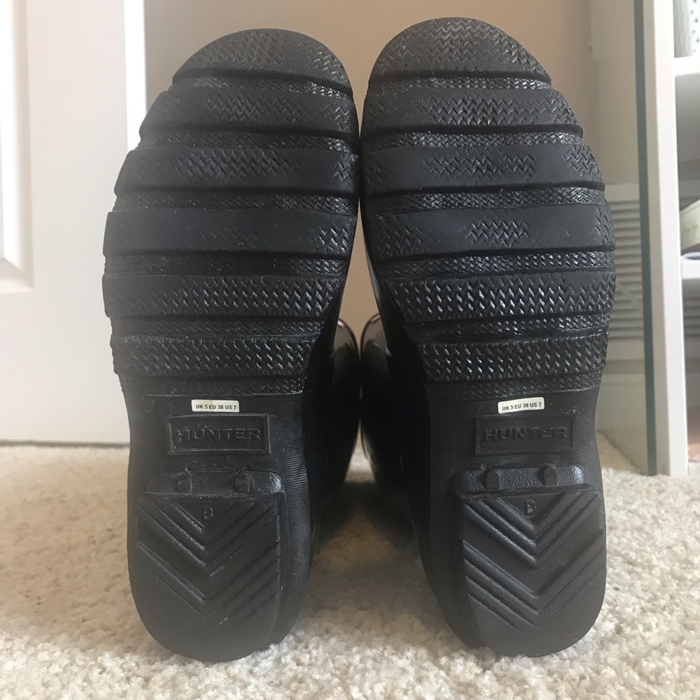 Black Original Glossy Hunter Boots—GREAT CONDITION - Picture 5 of 5